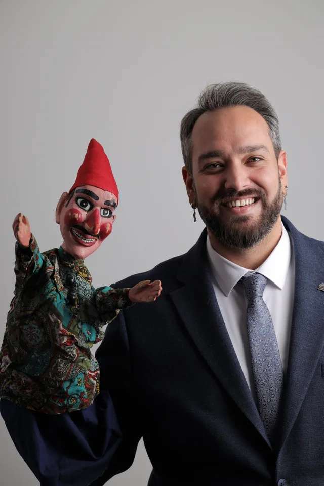 Şafak Poyrazoğlu el kuklasıyla